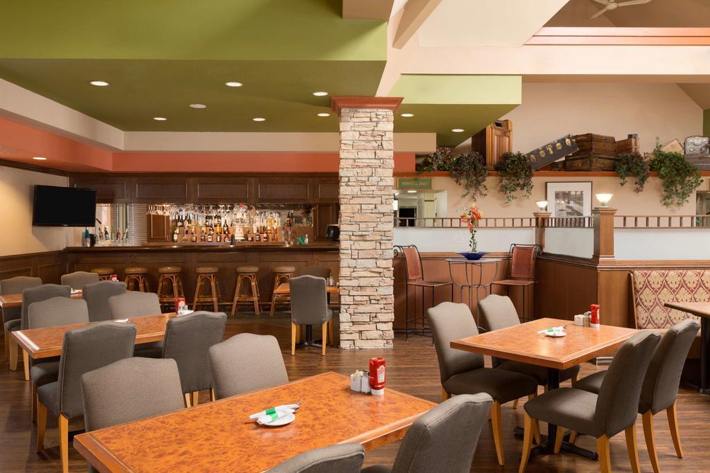 Travelodge Hotel By Wyndham Vancouver Airport Richmond Ngoại thất bức ảnh